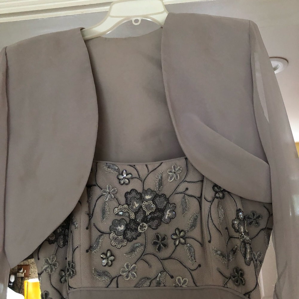 Wedding gown